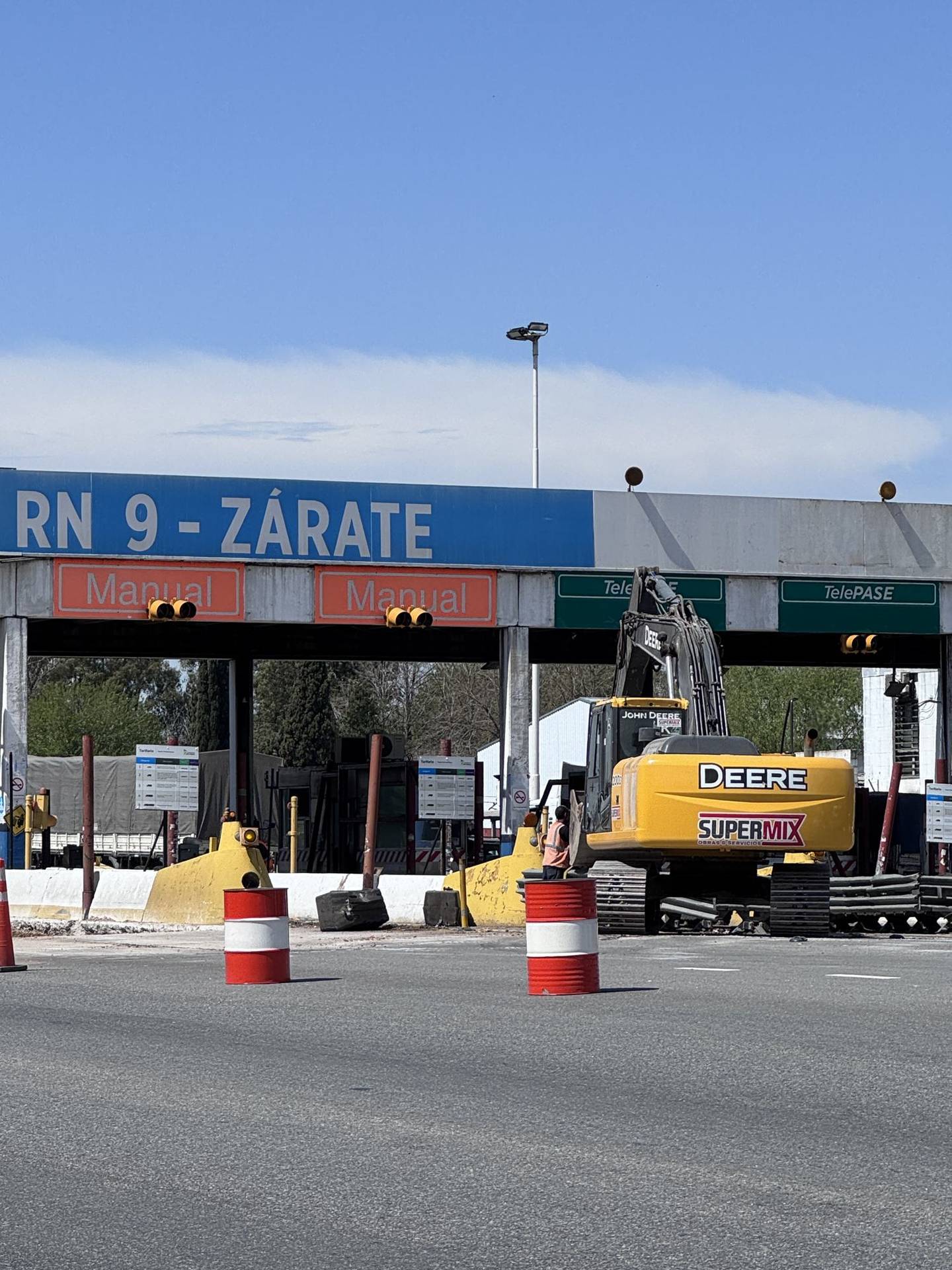Peaje Ruta 9 · Zárate